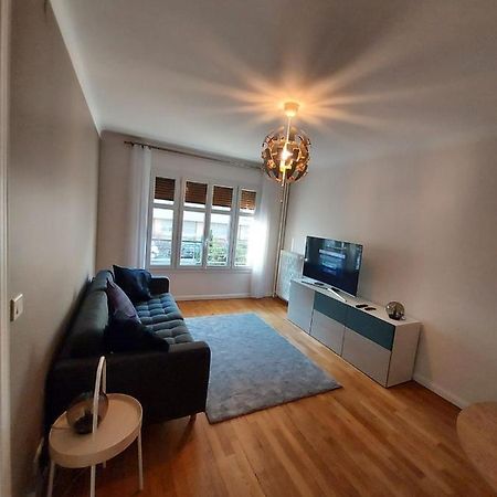 Bel appartement 2 pièces, sortie de métro ligne 8 Charenton-le-Pont Esterno foto